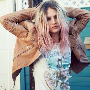 Spell Forever Free tee